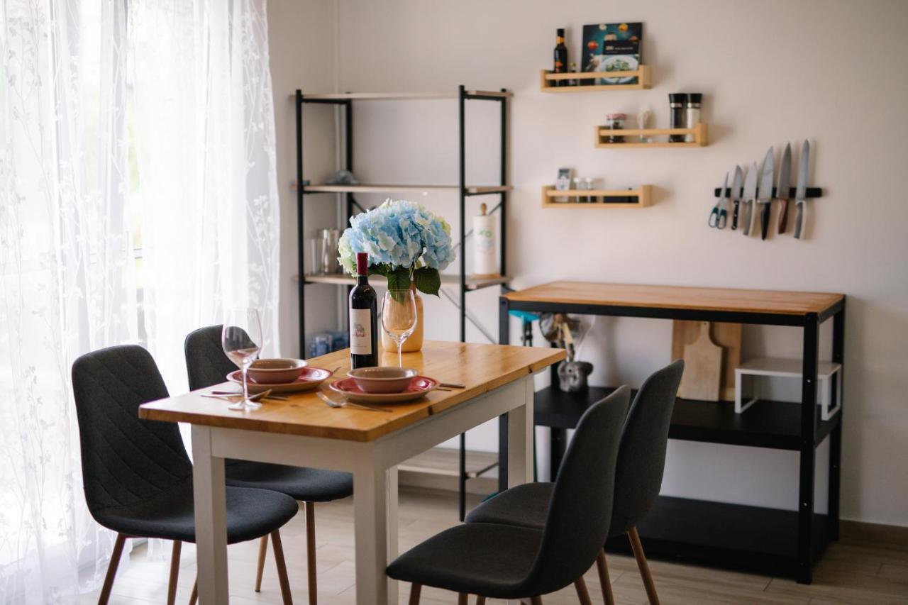 Sunny Apartment For 2 Муртер Екстериор снимка