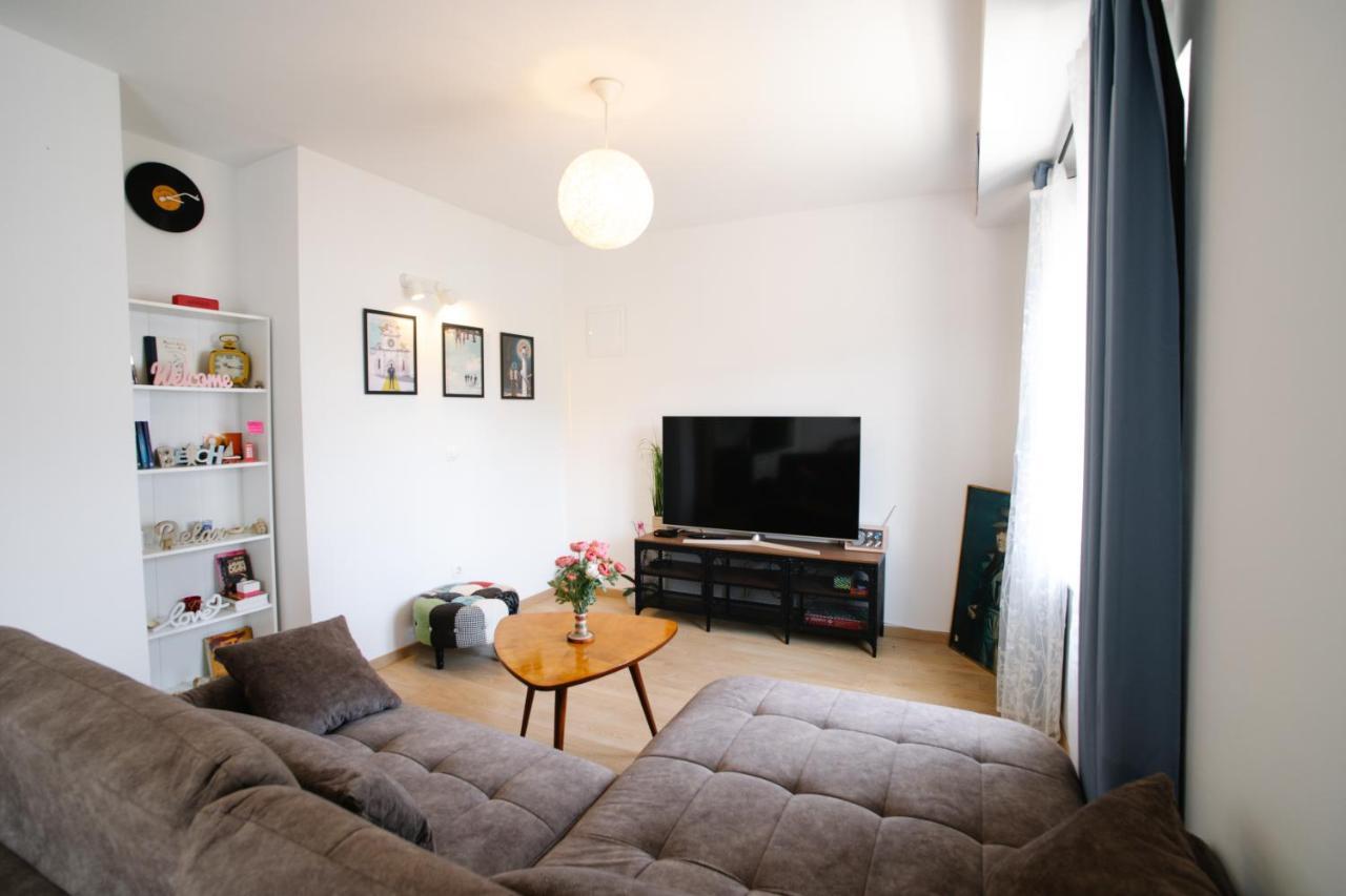 Sunny Apartment For 2 Муртер Екстериор снимка