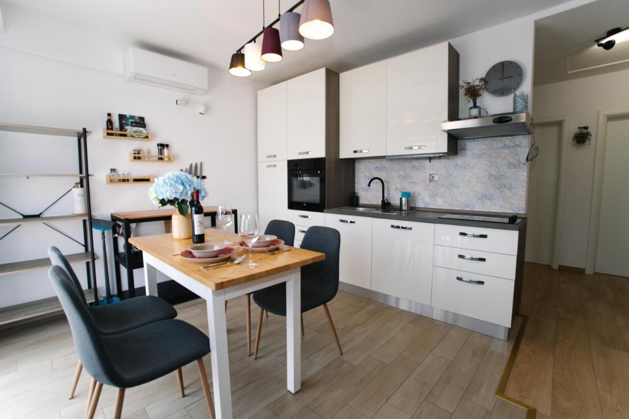 Sunny Apartment For 2 Муртер Екстериор снимка