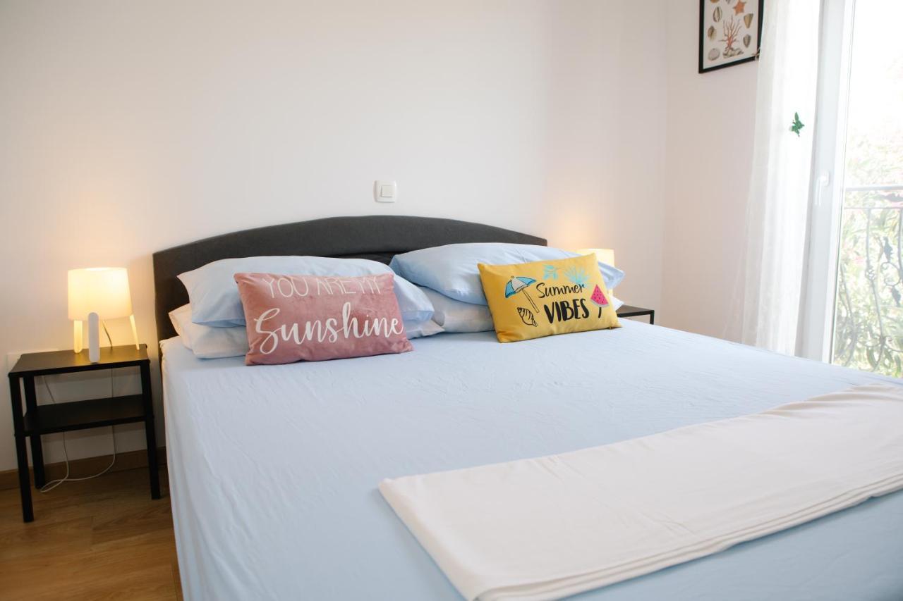 Sunny Apartment For 2 Муртер Екстериор снимка