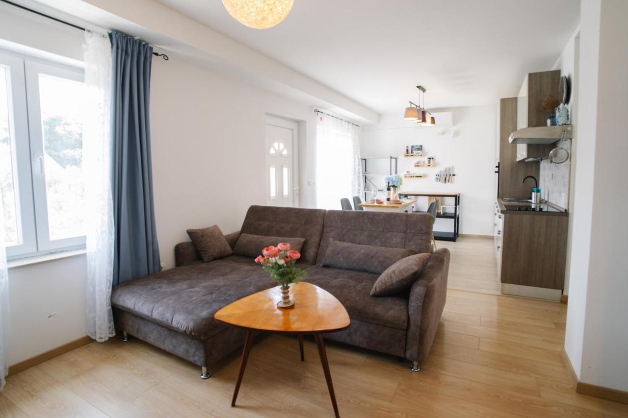 Sunny Apartment For 2 Муртер Екстериор снимка