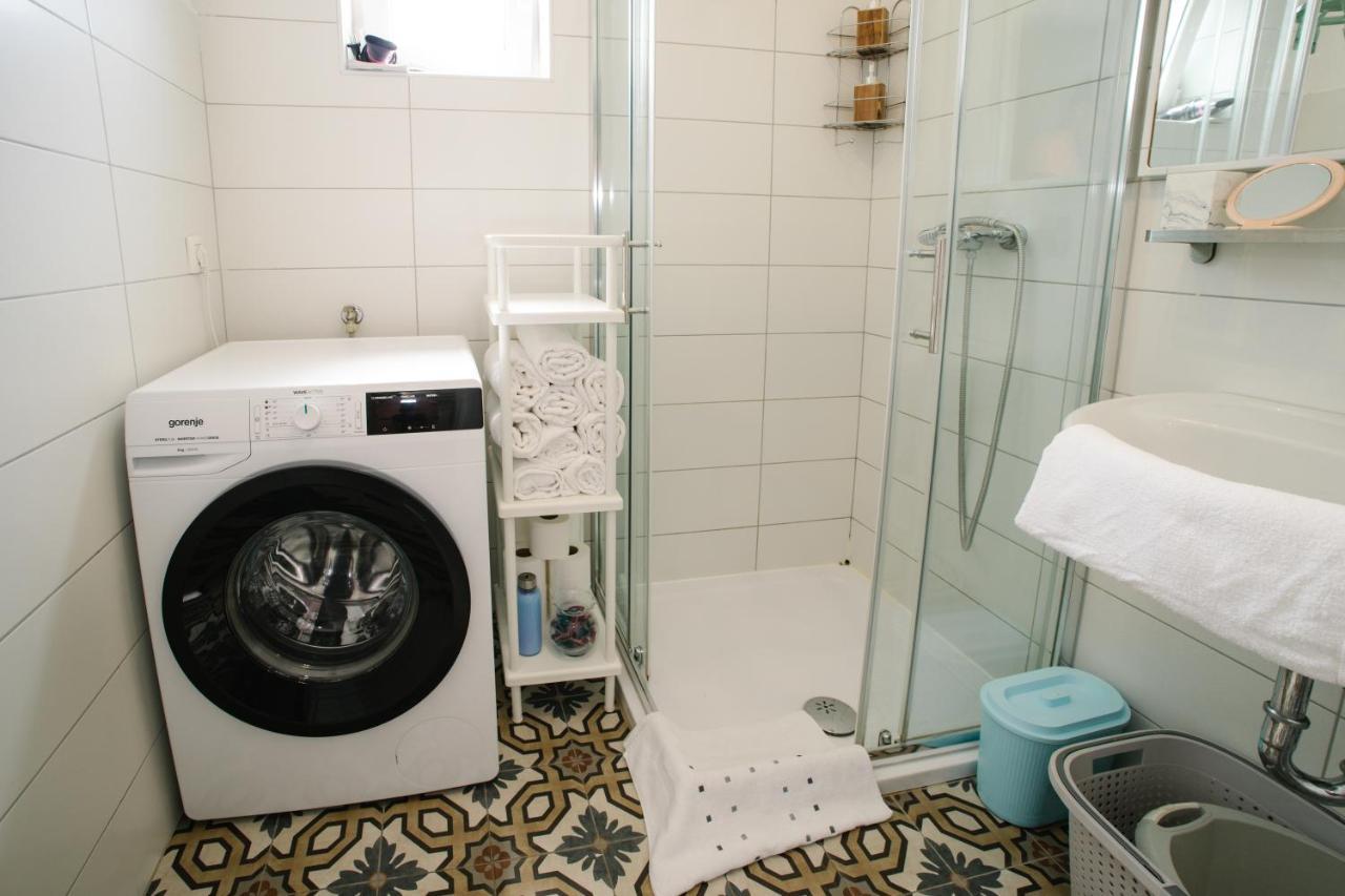 Sunny Apartment For 2 Муртер Екстериор снимка